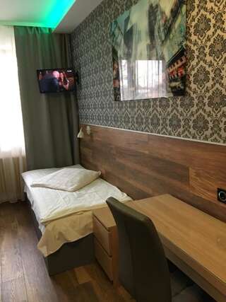Мотели A&P Motel Миколув Двухместный номер с 2 отдельными кроватями-2